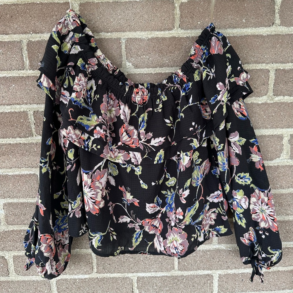 Off the shoulder ruffle floral shirt with long sleeves